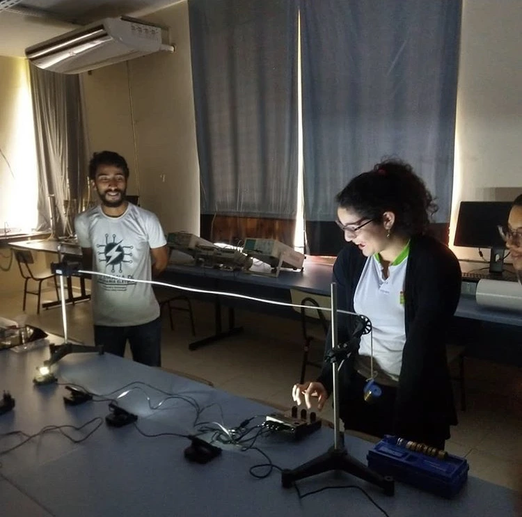 Onda estacionária em uma corda